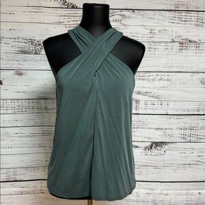 NWT Stylish Halter Neck Top